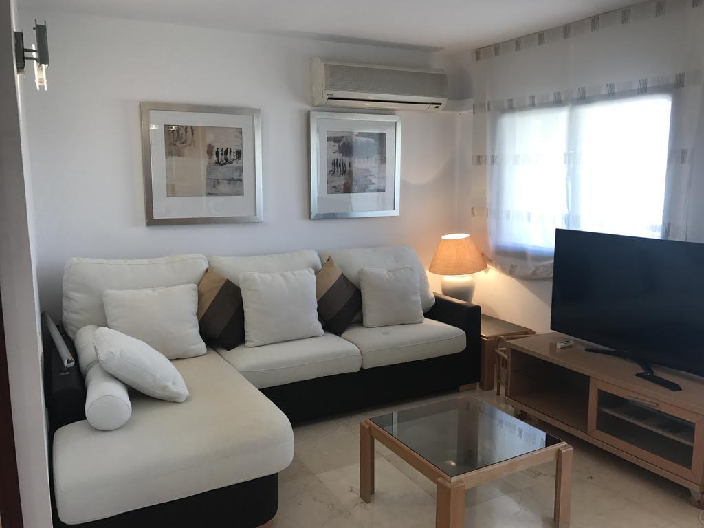 Costa Daurada Apartaments - Zurbaran ซาลอว์ ภายนอก รูปภาพ
